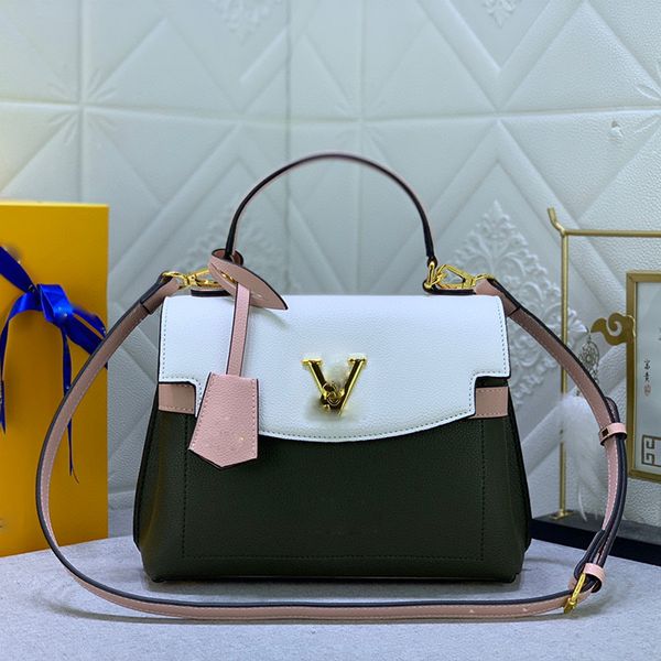 leather handbag luxury women's designer tote bag cow skin crossbody bag metal v logo lock wallet fashion shoulder messenger bag large c
leather handbag luxury women's designer tote bag cow skin crossbody bag metal v logo lock wallet fashion shoulder messenger bag large c