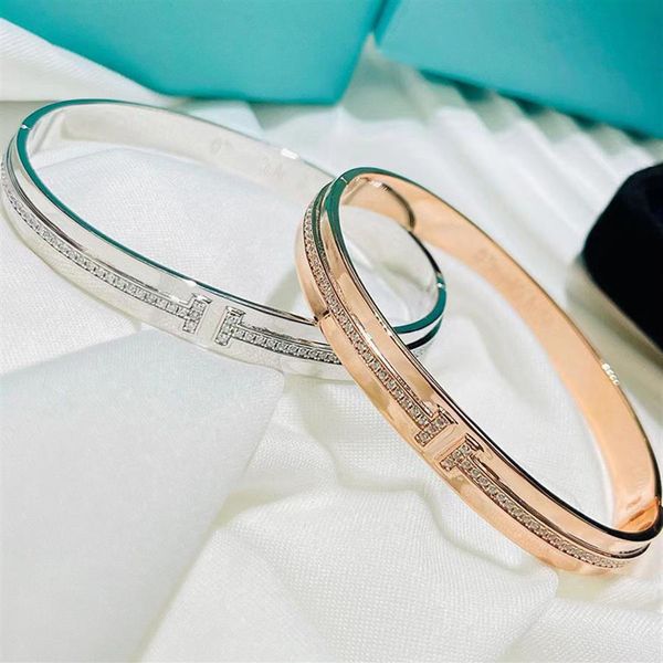 luxury designers bracelet women charm bracelet diamond t design pearls jewelry studded with bracelets boutique gift j235e, Golden;silver
luxury designers bracelet women charm bracelet diamond t design pearls jewelry studded with bracelets boutique gift j235e, Golden;silver