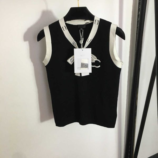 23ss vest camis tank womens tanks camis womens designer clothing logo embroidered bow collar wool knitted vest womens clothes, White
23ss vest camis tank womens tanks camis womens designer clothing logo embroidered bow collar wool knitted vest womens clothes, White