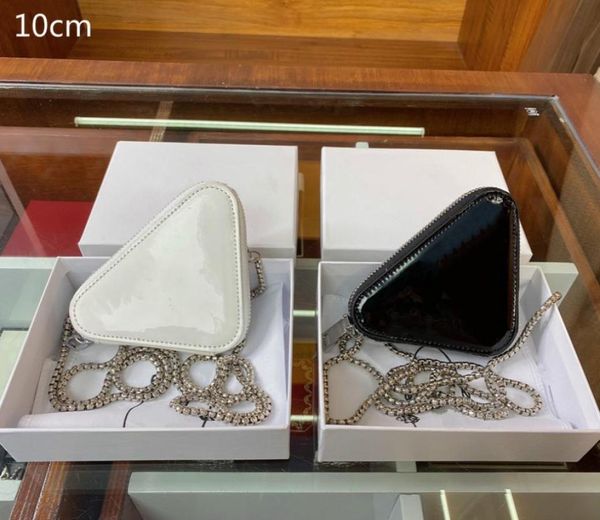 women mini triangle chain bags luxury coin purses brand new crossbody pu leather lady change bag pd210120013395494, Red;black
women mini triangle chain bags luxury coin purses brand new crossbody pu leather lady change bag pd210120013395494, Red;black