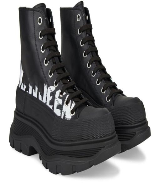 designers tread slick boots womens casual shoes platform ankle boot triple black canvas royal magnolia canvas luxurys mcqueens wom3471048
designers tread slick boots womens casual shoes platform ankle boot triple black canvas royal magnolia canvas luxurys mcqueens wom3471048