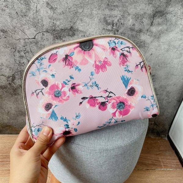 nice cosmetic bags women classic flower zipper big capacity waterproof nylon special 305k
nice cosmetic bags women classic flower zipper big capacity waterproof nylon special 305k