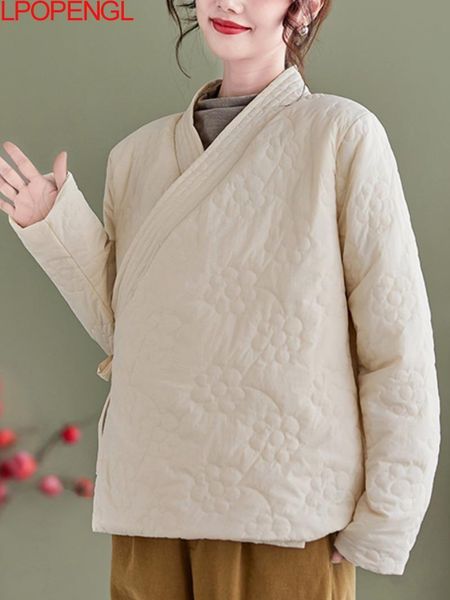 leather 2022 woman autumn and winter retro threedimensional flower solid color chinese style slanted laceup quilted long sleeves coat, Black
leather 2022 woman autumn and winter retro threedimensional flower solid color chinese style slanted laceup quilted long sleeves coat, Black