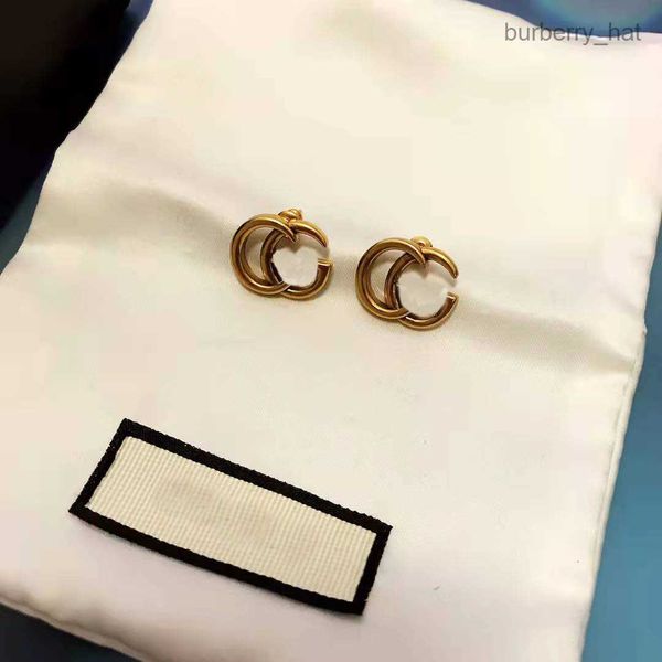 brand designer style letter stud earrings aretes ladies fashion simple jewelry, Golden;silver
brand designer style letter stud earrings aretes ladies fashion simple jewelry, Golden;silver