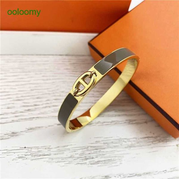 hemrres designer bracelet new h pig nose fashion versatile trend multicolor enamel drop glue gold bracelet for women bthy, Black
hemrres designer bracelet new h pig nose fashion versatile trend multicolor enamel drop glue gold bracelet for women bthy, Black