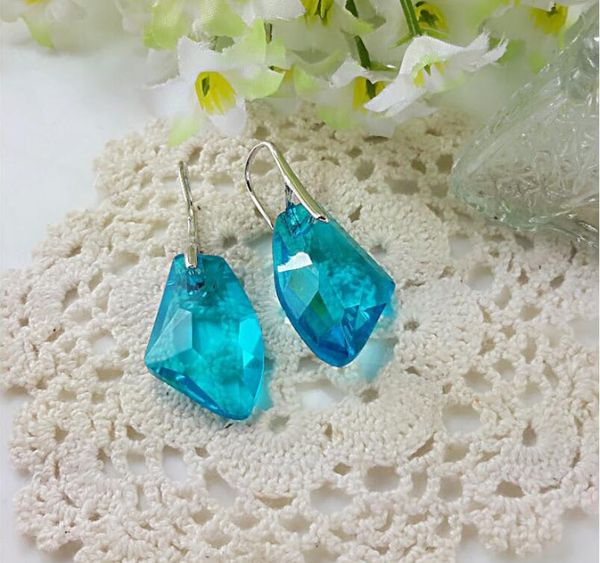 non fading jewelry ornaments ear studs inlaid senior rhinestone bright twinkle crystal valentine's gift plating white k wishing stone e, Golden;silver
non fading jewelry ornaments ear studs inlaid senior rhinestone bright twinkle crystal valentine's gift plating white k wishing stone e, Golden;silver