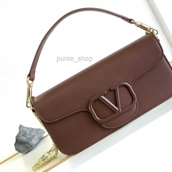 designer evening bag classy valentinoes square shoulder color buckle high leather handbag simple portable aesthetic crossbody value cowhide
designer evening bag classy valentinoes square shoulder color buckle high leather handbag simple portable aesthetic crossbody value cowhide
