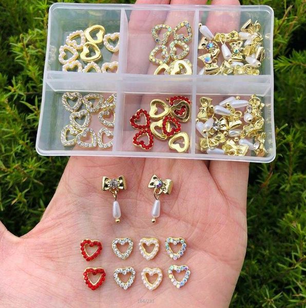 nail art decorations 30 ps (6x5pcs) valentine corao charme arte do prego jias amor e strass 3d liga de metal decorao da arte do prego 3d jia, Silver;gold
nail art decorations 30 ps (6x5pcs) valentine corao charme arte do prego jias amor e strass 3d liga de metal decorao da arte do prego 3d jia, Silver;gold