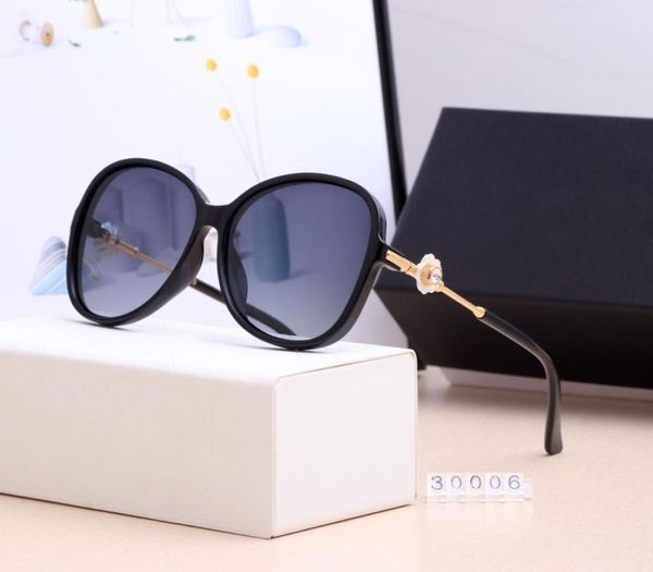 fashion luxury designer oversized square stylish women sunglasses rhinestone uv proof clear lenses solid frame with case box clean8778770, White;black
fashion luxury designer oversized square stylish women sunglasses rhinestone uv proof clear lenses solid frame with case box clean8778770, White;black