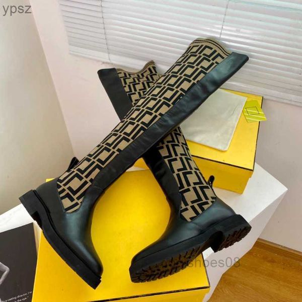 2023 knitted sock-style flats tall boots rockoko -jacquard stretch fabric black leather over-knee- high boot for women luxury designer shoes
2023 knitted sock-style flats tall boots rockoko -jacquard stretch fabric black leather over-knee- high boot for women luxury designer shoes