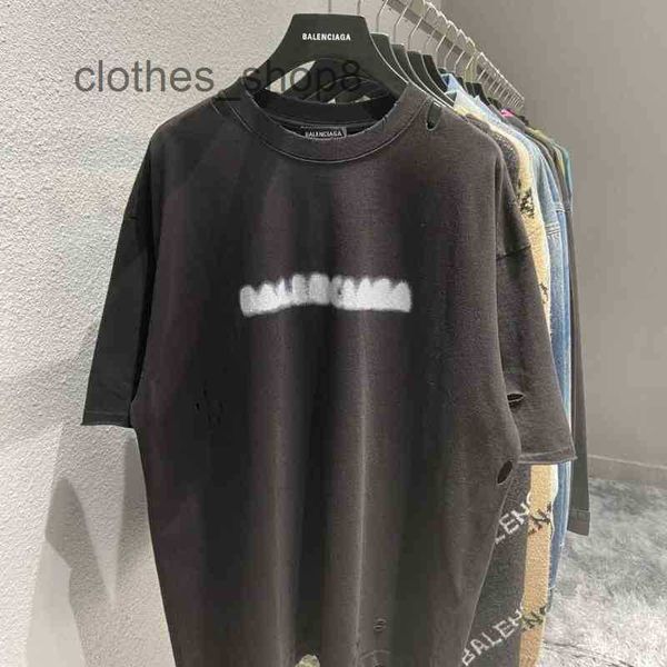 2022 designer t shirts balengss trendy tshirt paris short sleeve letters holes destroy cotton men women, White;black
2022 designer t shirts balengss trendy tshirt paris short sleeve letters holes destroy cotton men women, White;black