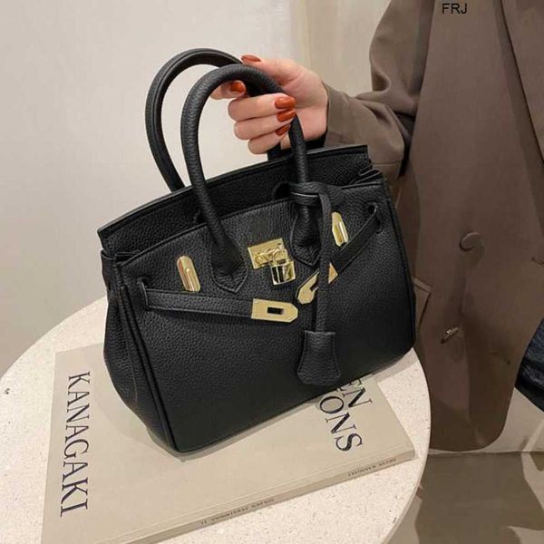 designer birkin handbags herms premium texture french minority bag womens 2023 new fashion atmosphere messenger hand single shoulder platin
designer birkin handbags herms premium texture french minority bag womens 2023 new fashion atmosphere messenger hand single shoulder platin