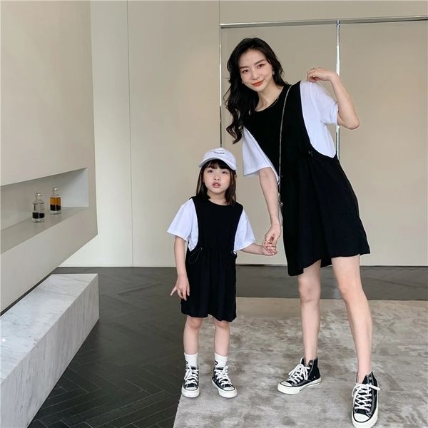 family matching outfits mom daughter summer dress baby girls and womens matching dresses mommy and me same clothes parent-child clothing 230, Blue
family matching outfits mom daughter summer dress baby girls and womens matching dresses mommy and me same clothes parent-child clothing 230, Blue