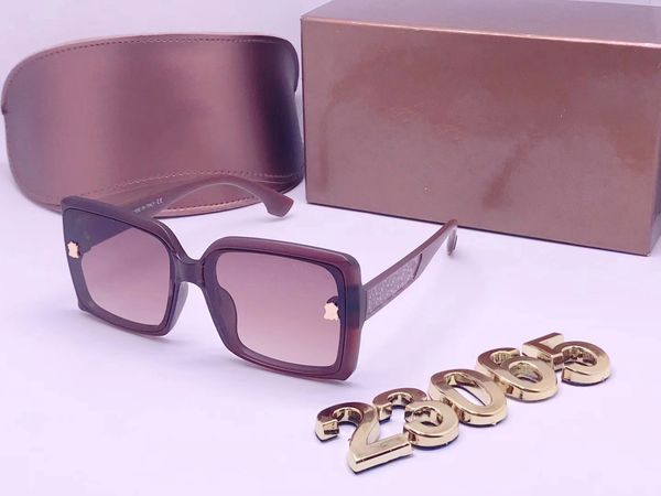 designer sunglasses classic eyeglasses goggle outdoor beach sun glasses for man woman mix color optional beach adumbral with box, White;black
designer sunglasses classic eyeglasses goggle outdoor beach sun glasses for man woman mix color optional beach adumbral with box, White;black