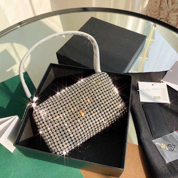 evening bags luxury diamonds women handbags designer chains shoulder bag shinny rhinestones crossboby bags glitter evening party purses j230
evening bags luxury diamonds women handbags designer chains shoulder bag shinny rhinestones crossboby bags glitter evening party purses j230