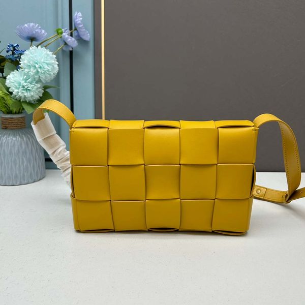 bags hardware cloudy handbags supper soft real leather baguette fashion purse women fashion bag famous brand designer shoulder bag fashion w
bags hardware cloudy handbags supper soft real leather baguette fashion purse women fashion bag famous brand designer shoulder bag fashion w