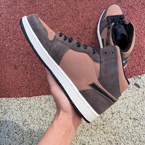 designer shoes high og 1 bred patent basketball shoes cowboy tan running trainers fashion designer sneakers university 1s hyper royal men wo
designer shoes high og 1 bred patent basketball shoes cowboy tan running trainers fashion designer sneakers university 1s hyper royal men wo