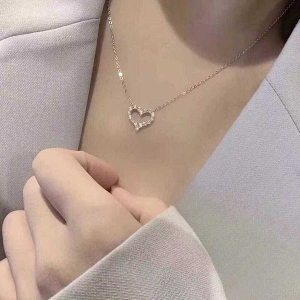 t'home s925 sterling silver diamond heart necklace female hollow pendant fashion small clavicle chain, Black
t'home s925 sterling silver diamond heart necklace female hollow pendant fashion small clavicle chain, Black