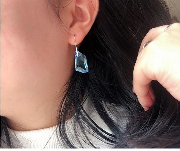 non fading women jewelry ornaments earrings ear studs inlaid senior rhinestone bright twinkle crystal valentine's gift plating white k, Golden;silver
non fading women jewelry ornaments earrings ear studs inlaid senior rhinestone bright twinkle crystal valentine's gift plating white k, Golden;silver