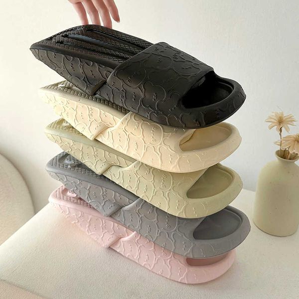 slippers eva slippers household use in summer; men stepping on shit; couples feel like indoor living; bathroom; deodorant; antiskid sandals, Black
slippers eva slippers household use in summer; men stepping on shit; couples feel like indoor living; bathroom; deodorant; antiskid sandals, Black