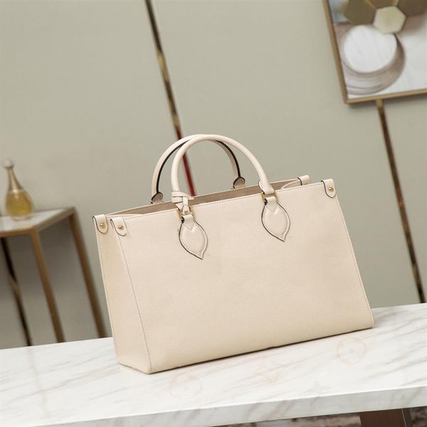 handbag fashion luxurys designers bags onthego medium tote women handbags by the pool monograms embossing shoulder ba2323
handbag fashion luxurys designers bags onthego medium tote women handbags by the pool monograms embossing shoulder ba2323