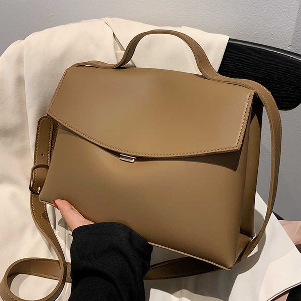 evening bags 2023 new spring vintage large tote bag highquality pu leather purses and handbag luxury designer classic shoulder messenger bag
evening bags 2023 new spring vintage large tote bag highquality pu leather purses and handbag luxury designer classic shoulder messenger bag