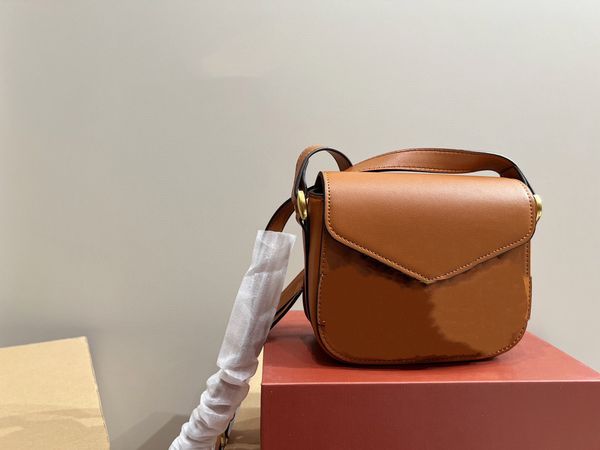 7a tod kate shoulder bag leather women's flap buckle opening classic camera bag designer metal logo luxury bag id michafl_kops
7a tod kate shoulder bag leather women's flap buckle opening classic camera bag designer metal logo luxury bag id michafl_kops