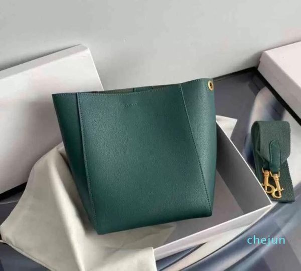 evening bags designers bags wide shoulder strap leather women039s bag seau sangle large6910793
evening bags designers bags wide shoulder strap leather women039s bag seau sangle large6910793