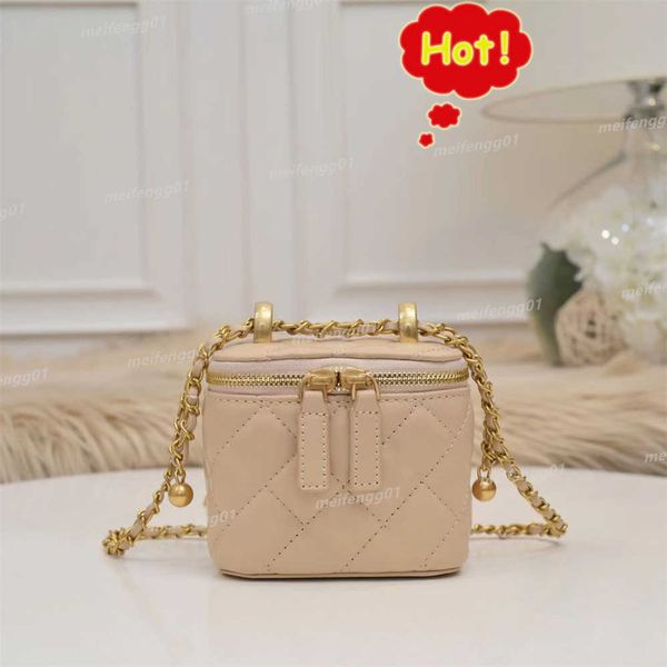 women's handbag sheepskin handbag fashion gold chain flip zipper wallet cross designer handbag luxury cosmetic bag
women's handbag sheepskin handbag fashion gold chain flip zipper wallet cross designer handbag luxury cosmetic bag