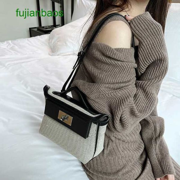 hemres 2023 new leather mini canvas with cow 2424 bag fashion one-shoulder cross-body portable wing, Black
hemres 2023 new leather mini canvas with cow 2424 bag fashion one-shoulder cross-body portable wing, Black