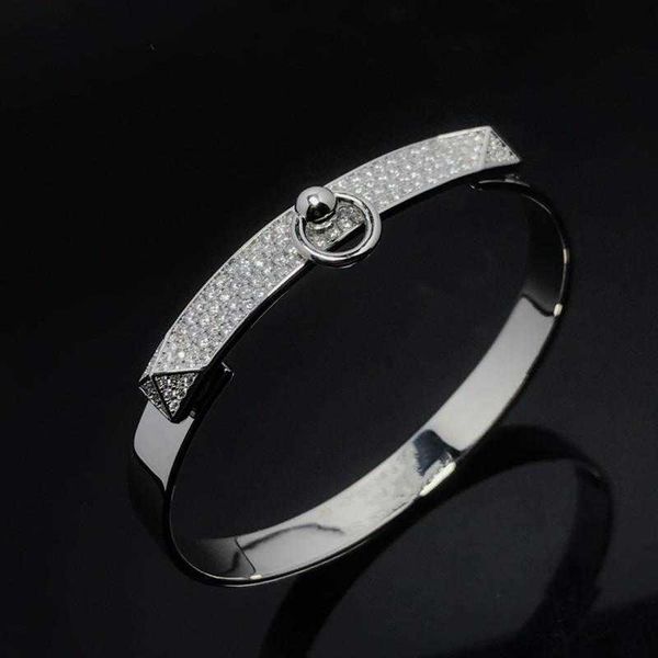hemres designer bracelet gold bracelet for women letter half diamond bracelet temperament titanium steel plated rose gold pagoda full pig no, Black
hemres designer bracelet gold bracelet for women letter half diamond bracelet temperament titanium steel plated rose gold pagoda full pig no, Black