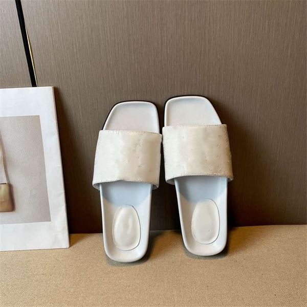fashion slippers 2023 ggity luxury design summer men's and women's flats thick soled leather rubber lettering logo casual cartoon, Black
fashion slippers 2023 ggity luxury design summer men's and women's flats thick soled leather rubber lettering logo casual cartoon, Black
