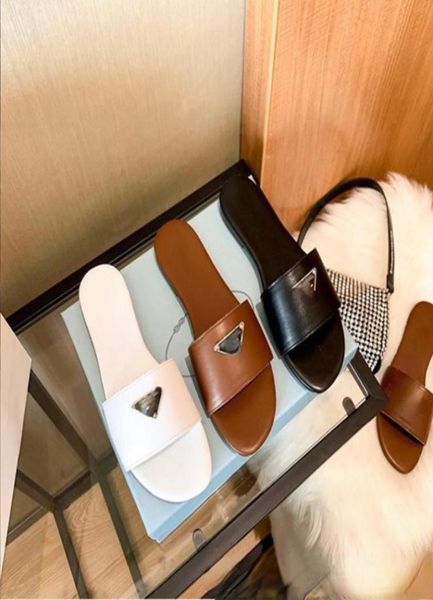 summer women039s slippers branded metal triangle letter sheepskin nonslip bottom slippers home shoes1753913, Black
summer women039s slippers branded metal triangle letter sheepskin nonslip bottom slippers home shoes1753913, Black