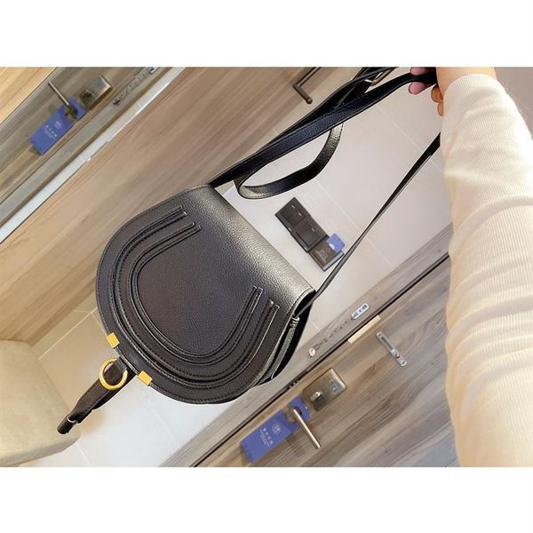 cow leather horseshoe shoulder bag with magnetic buckle and classic retro women's bags straddle handbag soft lea263j
cow leather horseshoe shoulder bag with magnetic buckle and classic retro women's bags straddle handbag soft lea263j