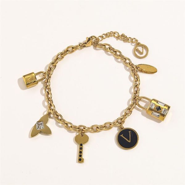 2022 new fashionable classic bracelets women bangle 18k gold plated stainless steel crystal lovers gift wristband cuff chain desig263t, Black
2022 new fashionable classic bracelets women bangle 18k gold plated stainless steel crystal lovers gift wristband cuff chain desig263t, Black