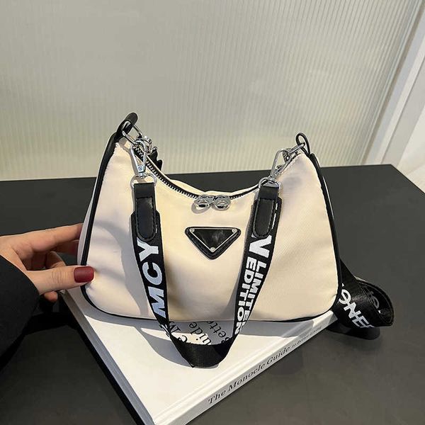 evening bags new niche design casual women's 2023 trendy foreign style dumpling versatile single shoulder diagonal cross bag
evening bags new niche design casual women's 2023 trendy foreign style dumpling versatile single shoulder diagonal cross bag