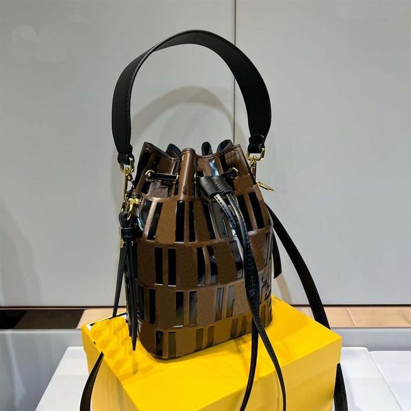 elegant leather silver patent women's shoulder bag small cleo leather purse french stick luxury bag everyday bag213u
elegant leather silver patent women's shoulder bag small cleo leather purse french stick luxury bag everyday bag213u