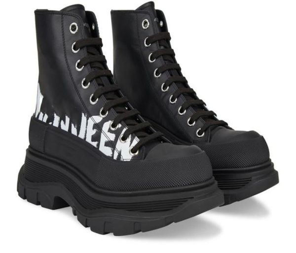 boots designers tread slick boots womens casual shoes platform ankle boot triple black canvas royal magnolia canvas luxurys mcquee3178316
boots designers tread slick boots womens casual shoes platform ankle boot triple black canvas royal magnolia canvas luxurys mcquee3178316