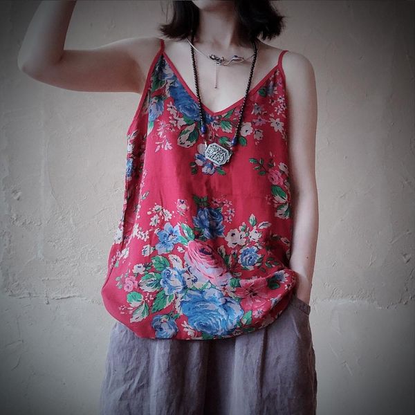 t-shirt johnature 2021 new summer clothes vintage print flower vneck retro camis comfortable 2 colors women slings, White
t-shirt johnature 2021 new summer clothes vintage print flower vneck retro camis comfortable 2 colors women slings, White