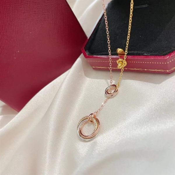 luxury trinity brand designer pendant necklace s925 sterling silver double round circle charm chain jewelry for women283j
luxury trinity brand designer pendant necklace s925 sterling silver double round circle charm chain jewelry for women283j
