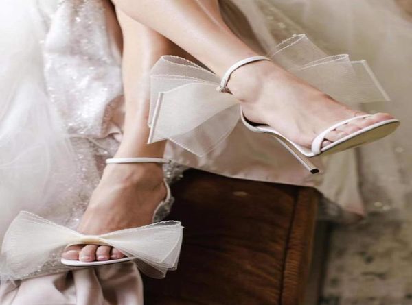 elegance romantic aveline lace up gladiator sandals shoes for bridal wedding dress bow women averly pumps luxury brands lady hig5887870, Black
elegance romantic aveline lace up gladiator sandals shoes for bridal wedding dress bow women averly pumps luxury brands lady hig5887870, Black