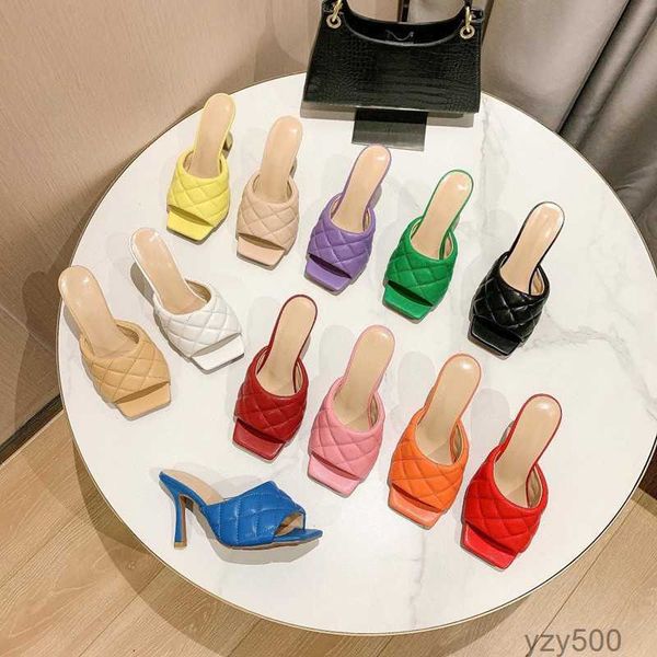 2023 classic designer womens sandals candy color slippers high heels rubber sandal slipper jelly shoes flip flops outdoor beach shoe heatsho, Black
2023 classic designer womens sandals candy color slippers high heels rubber sandal slipper jelly shoes flip flops outdoor beach shoe heatsho, Black