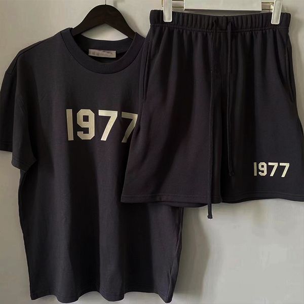 mens tracksuits summer 1977 tracksuit cotton men tshirts set streetwear brand women t shirt and shorts sets print oversized tee 230420, Gray
mens tracksuits summer 1977 tracksuit cotton men tshirts set streetwear brand women t shirt and shorts sets print oversized tee 230420, Gray