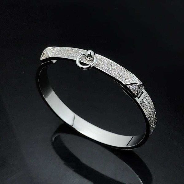 hemres designer bracelet gold bracelet for women letter half diamond bracelet temperament titanium steel plated rose gold pagoda full pig no, Black
hemres designer bracelet gold bracelet for women letter half diamond bracelet temperament titanium steel plated rose gold pagoda full pig no, Black