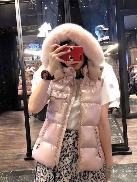 parkas luxury real fox fur collar hooded glossy down vest for women bodywarmer spring winter sleeveless duck down jacket waistcoat zn88, Black
parkas luxury real fox fur collar hooded glossy down vest for women bodywarmer spring winter sleeveless duck down jacket waistcoat zn88, Black