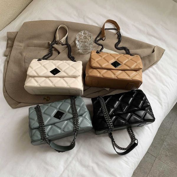 evening bags 2022 fashion shoulder bag women travel bags leather pu quilted bag female luxury handbags women bags designer sac a main femme
evening bags 2022 fashion shoulder bag women travel bags leather pu quilted bag female luxury handbags women bags designer sac a main femme