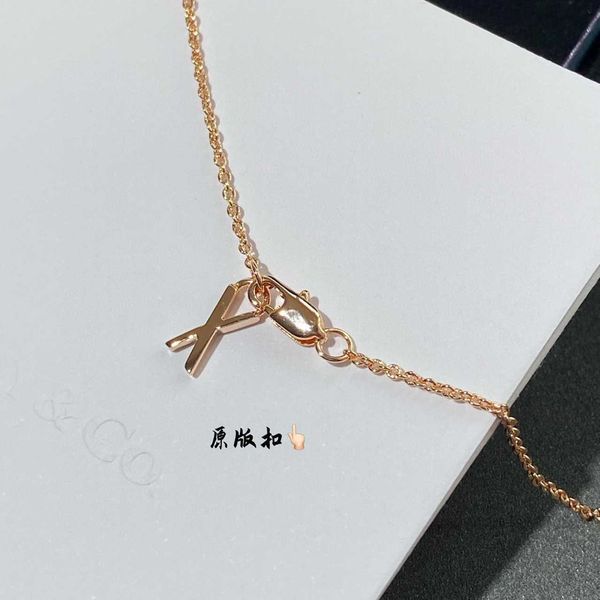 v gold roman digital necklace high-quality cnc carved 18k rose atlas x star same tiffy clavicle chain, Black
v gold roman digital necklace high-quality cnc carved 18k rose atlas x star same tiffy clavicle chain, Black