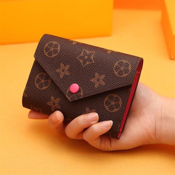 leather multicolor m41938 victorine coin purse date code short wallet card holder women man classic zipper pocket designers wallet285a, Red;black
leather multicolor m41938 victorine coin purse date code short wallet card holder women man classic zipper pocket designers wallet285a, Red;black