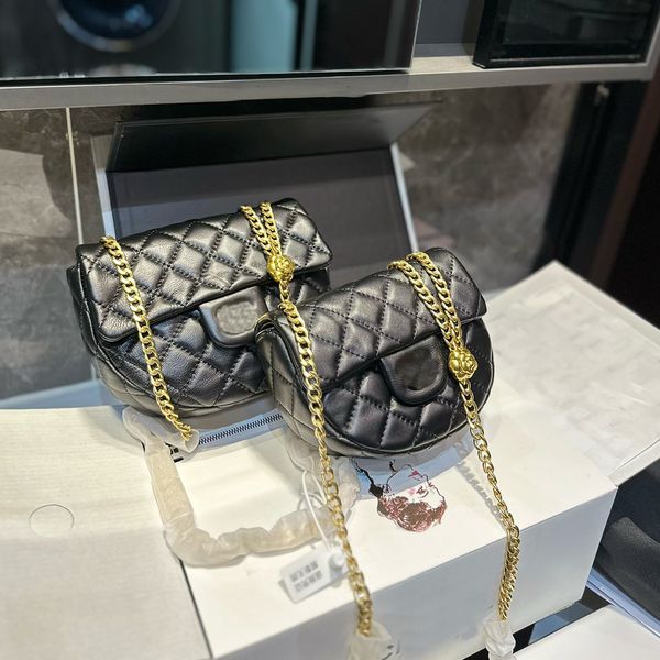 shoulder bags 2023 luxurys designer handbags crossbody pures channel purse for woman 5a designers chain leather s flap classic heart shape w
shoulder bags 2023 luxurys designer handbags crossbody pures channel purse for woman 5a designers chain leather s flap classic heart shape w