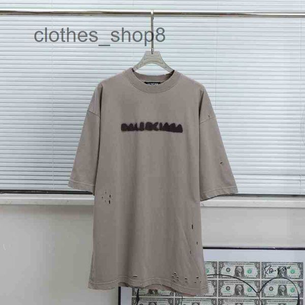 2022 designer t shirts shirt balengss spring summer trend paris fuzzy print worn out versatile short sleeve t-shirt men women, White;black
2022 designer t shirts shirt balengss spring summer trend paris fuzzy print worn out versatile short sleeve t-shirt men women, White;black